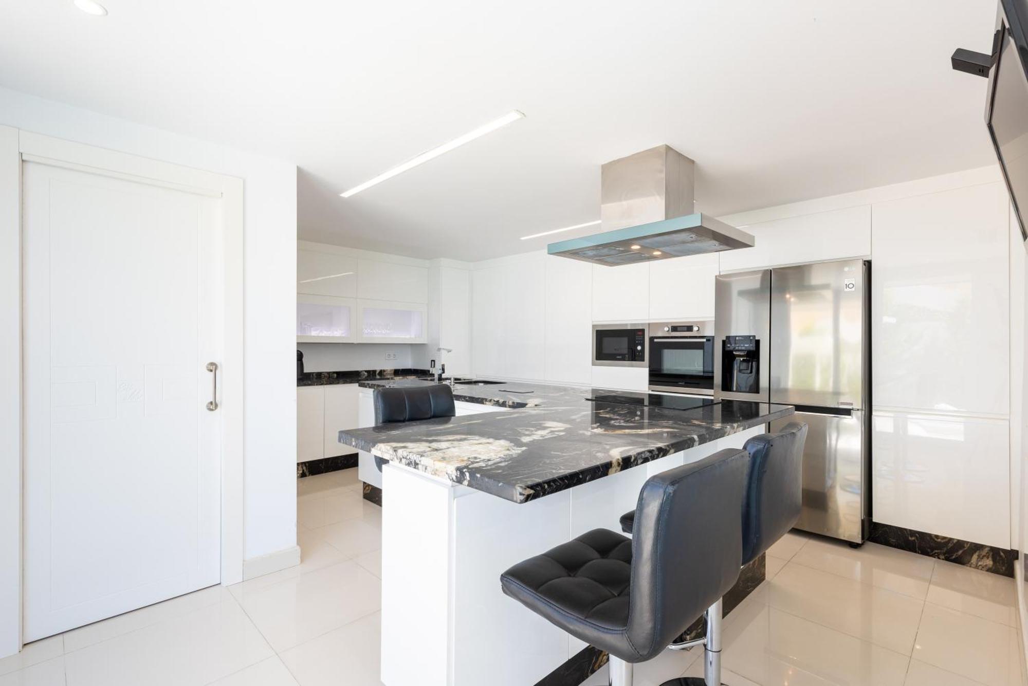 Ohana 2 Luxury Villa - Malaga — Photos 1